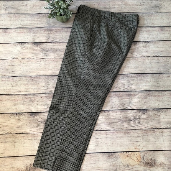 Hilary Radley Pants - Hilary Radley Black/White Crop Pants size 6